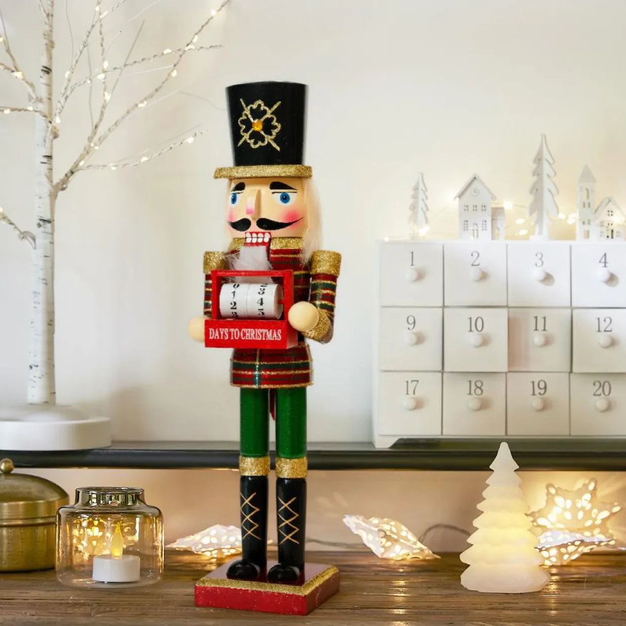 Casse-noisette en bois (H38 cm) Calendrier de l'avent Pailleté
