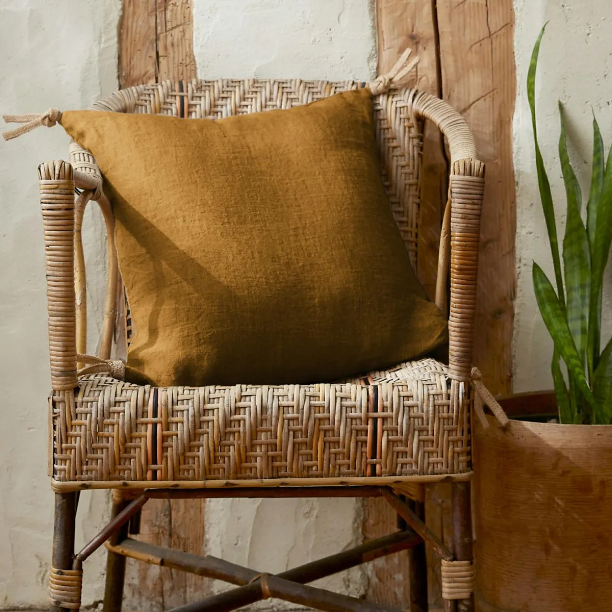 Coussin carré lin lavé (45 cm) Louise Caramel