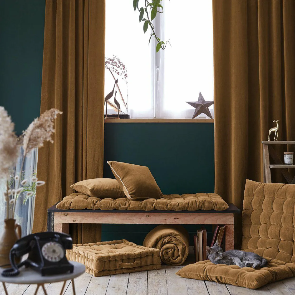 Coussin carré velours de coton (45 x 45 cm) Victor Camel
