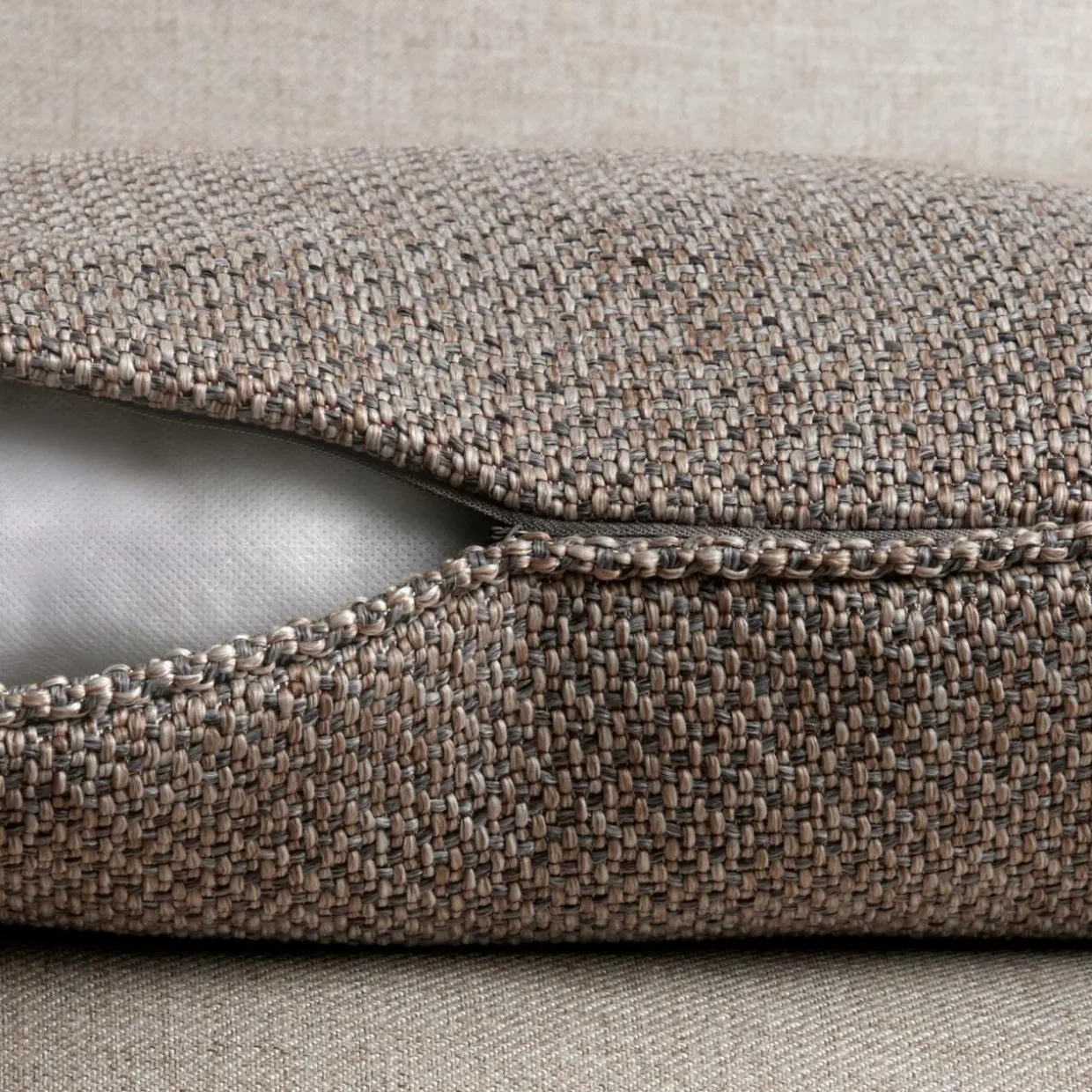 Coussin rectangulaire effet chiné (40 x 60 cm) James Gris galet