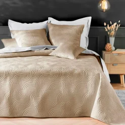 Couvre-lit matelassé et deux taies d'oreiller (240 x 260 cm) Solange Beige