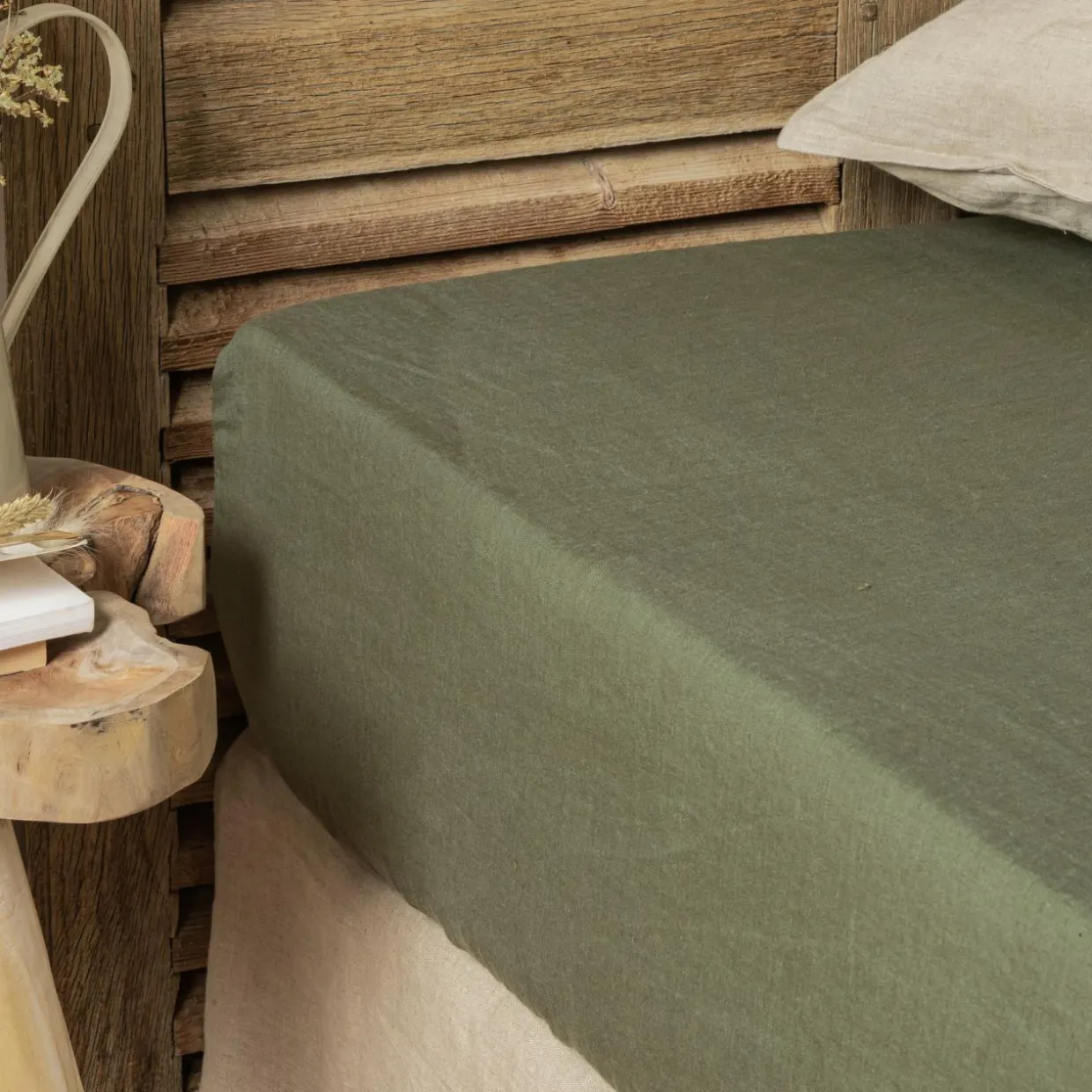 Drap housse lin lavé (180 x 200 cm) Louise Vert romarin