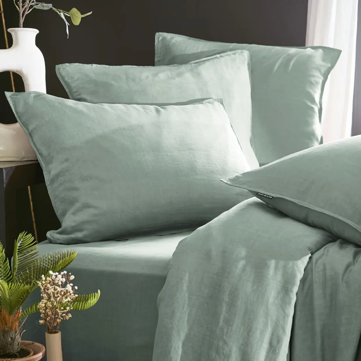 Drap housse lyocell Tencel™ lavé (140 x 190 cm) Olivia Vert eucalyptus
