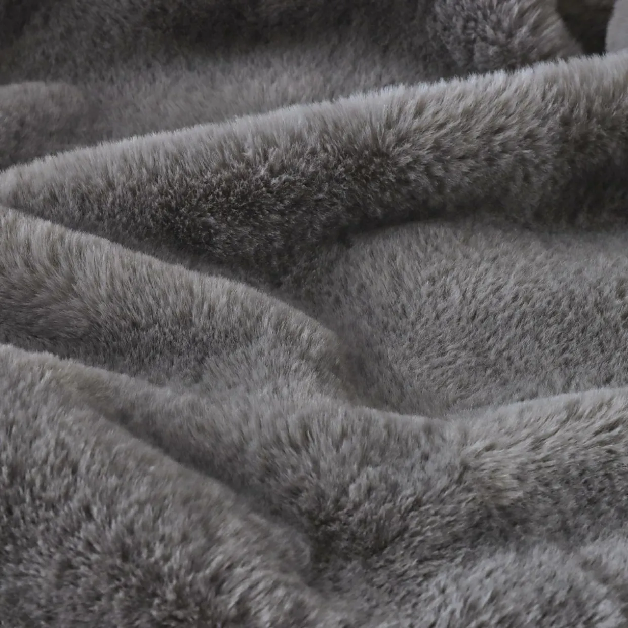 Édredon fausse fourrure (90 x 220 cm) Finn Gris anthracite