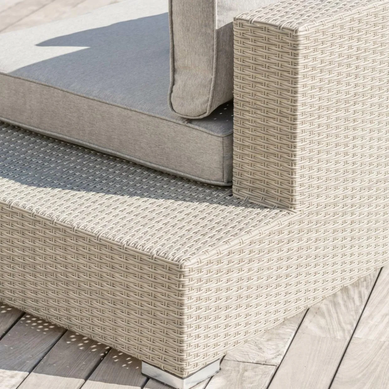 Fauteuil de jardin en résine tressée Palma Gris et taupe
