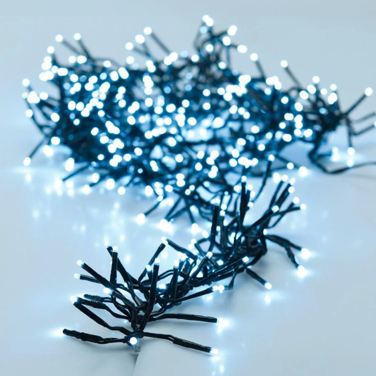 Guirlande lumineuse 8,40 m 1152 LED câble noir Boa Blanc froid