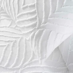 Housse de couette et deux taies microfibre tuftée (240 x 220 cm) Heltie Blanche