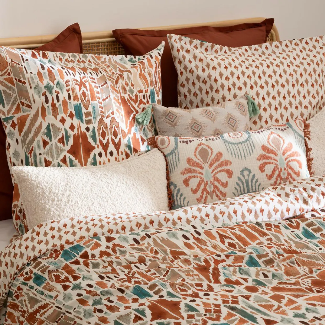 Housse de couette et deux taies coton (240 x 220 cm) Ikat Multicolore