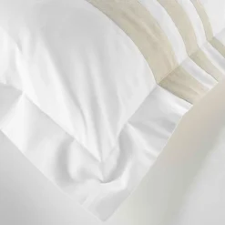Housse de couette et deux taies coton (260 x 240 cm) Margaux Blanche