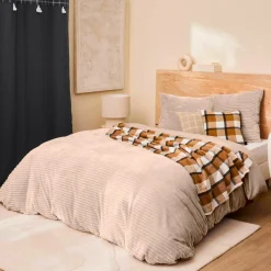Housse de couette et deux taies d'oreiller flanelle (240 x 220 cm) Veloutea Beige sable