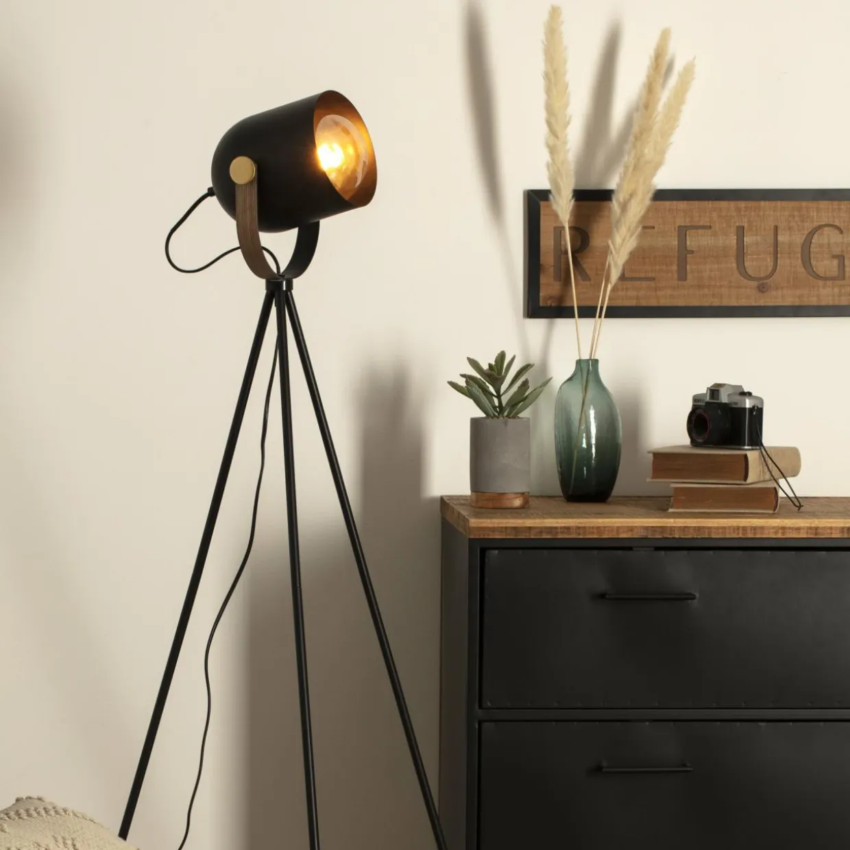 Lampadaire à trépied (H136 cm) Bil Noir