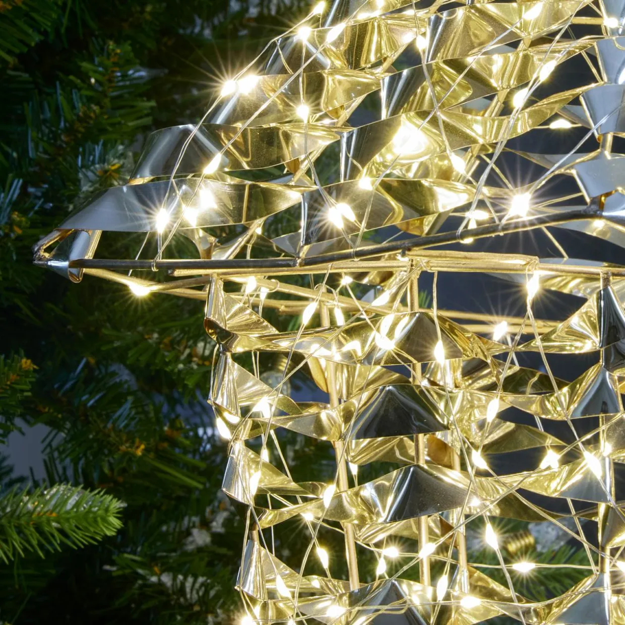 Lanterne lumineuse 720 LED (H150 cm) Christmas Or