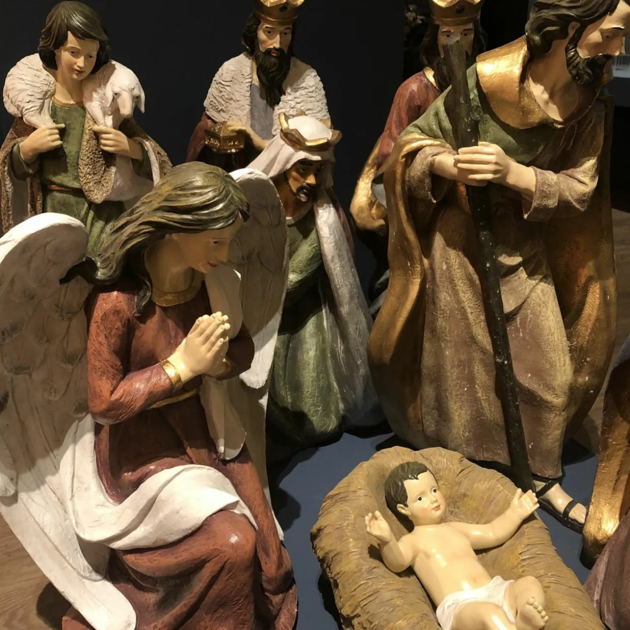 Les 11 grands santons (Hauteur 94 cm) de Paul
