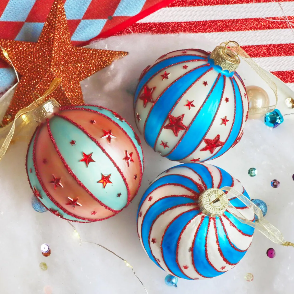 Lot de 12 boules de Noël en verre (D80 mm) Grand Chapiteau Multicolore