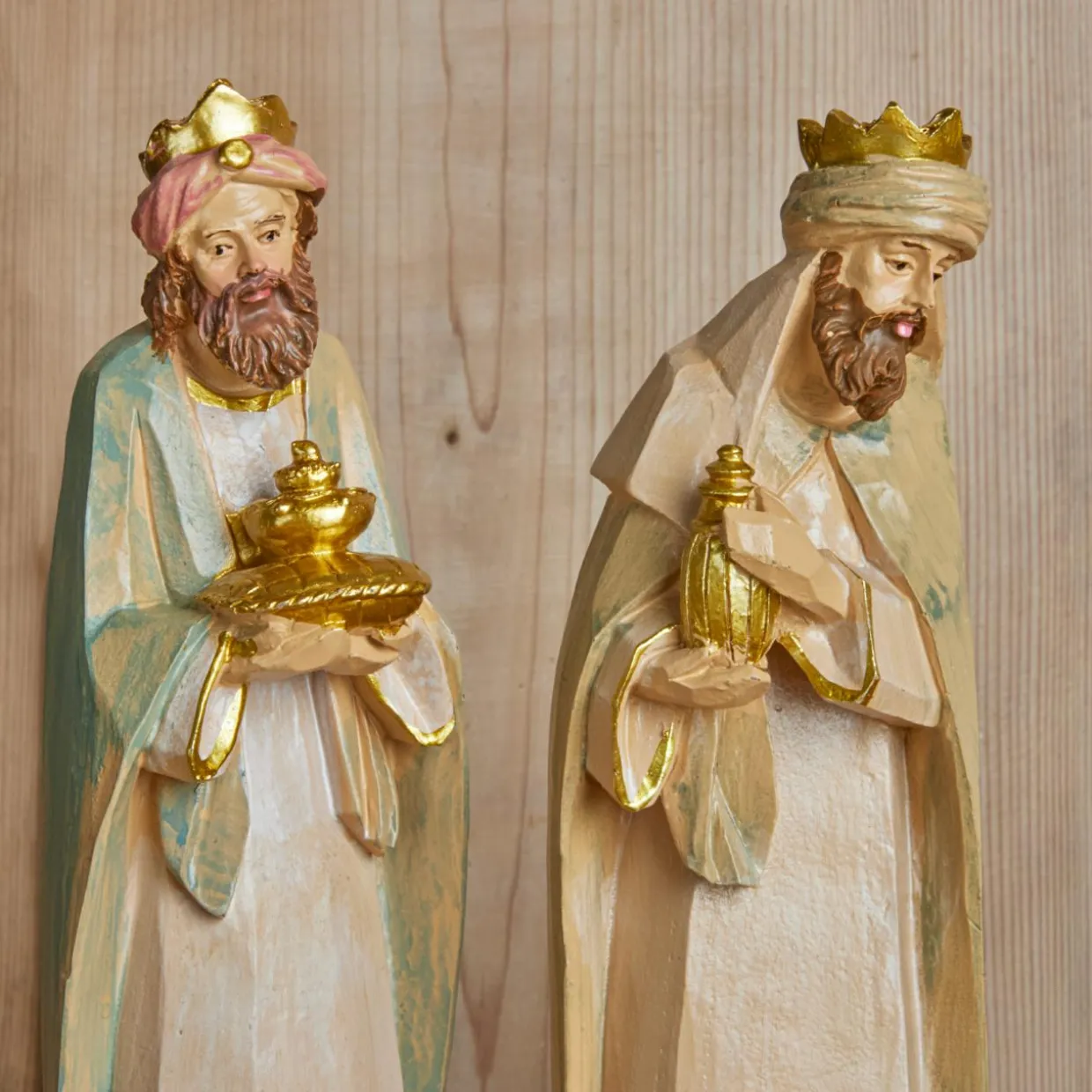 Lot de 8 santons (Hauteur 20 cm) de Gioia