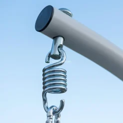Loveuse suspendue en résine tressée Coral Naturel