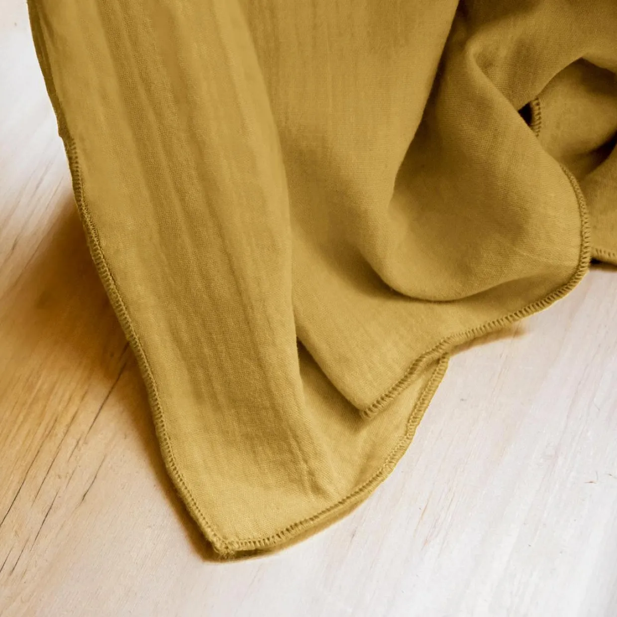 Nappe rectangulaire gaze de coton (150 x 250 cm) Gaïa Jaune safran