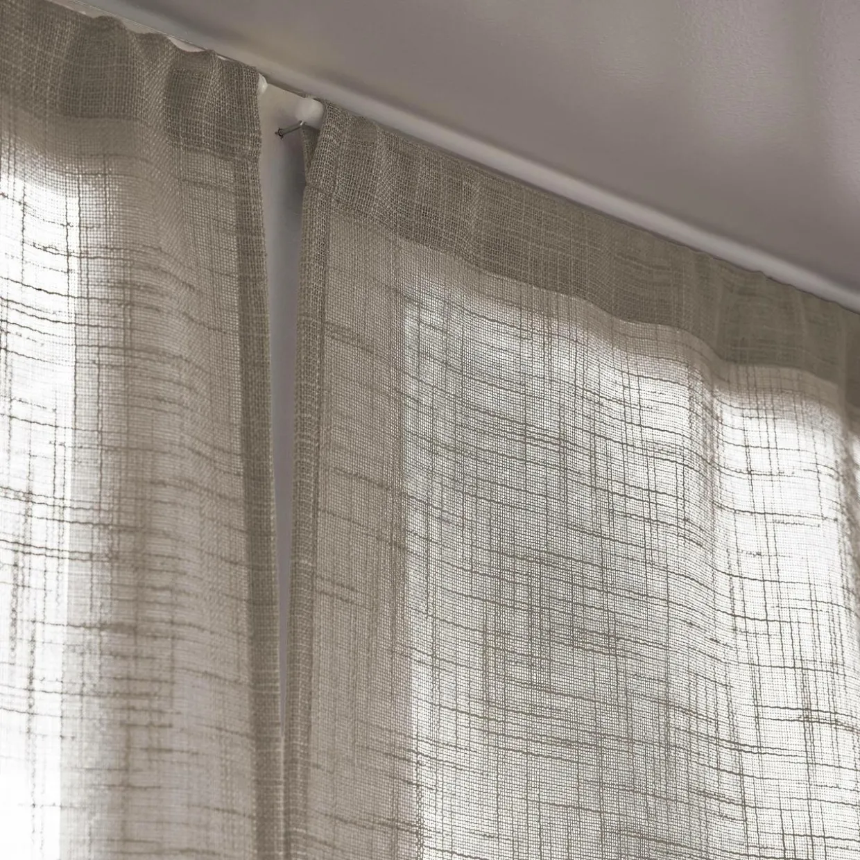 Paire de voilages passe-tringle effet lin (60 x 90 cm) Robin Taupe