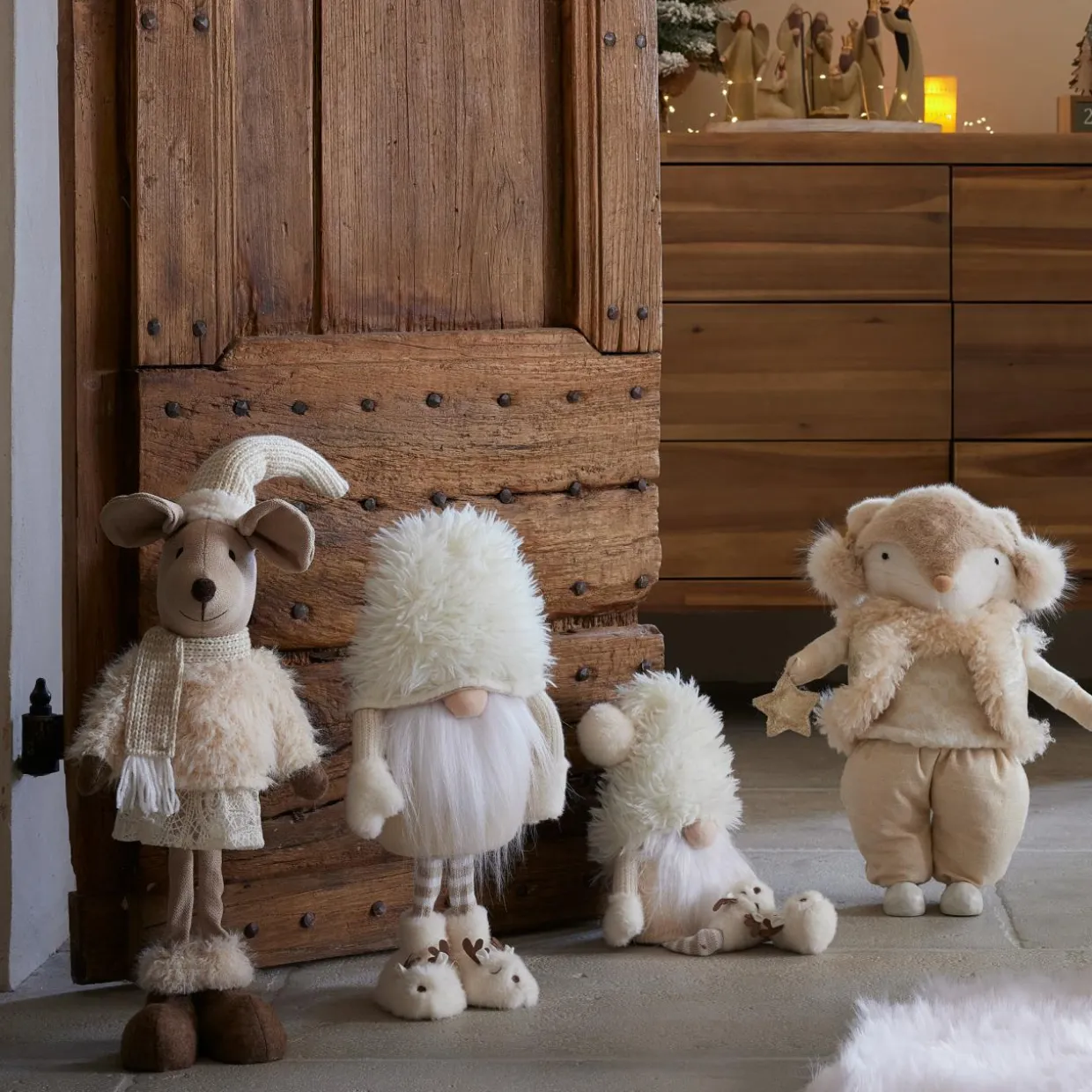 Renard de Noël debout (H41 cm) Etoile scandinave dorée