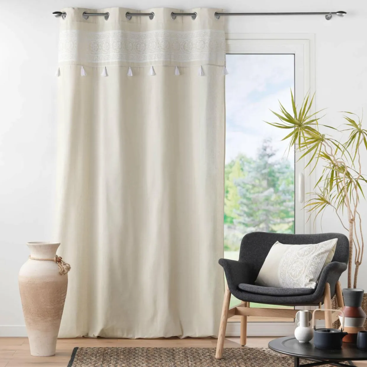 Rideau oeillets pompons (140 x 240 cm) Isalina Blanc