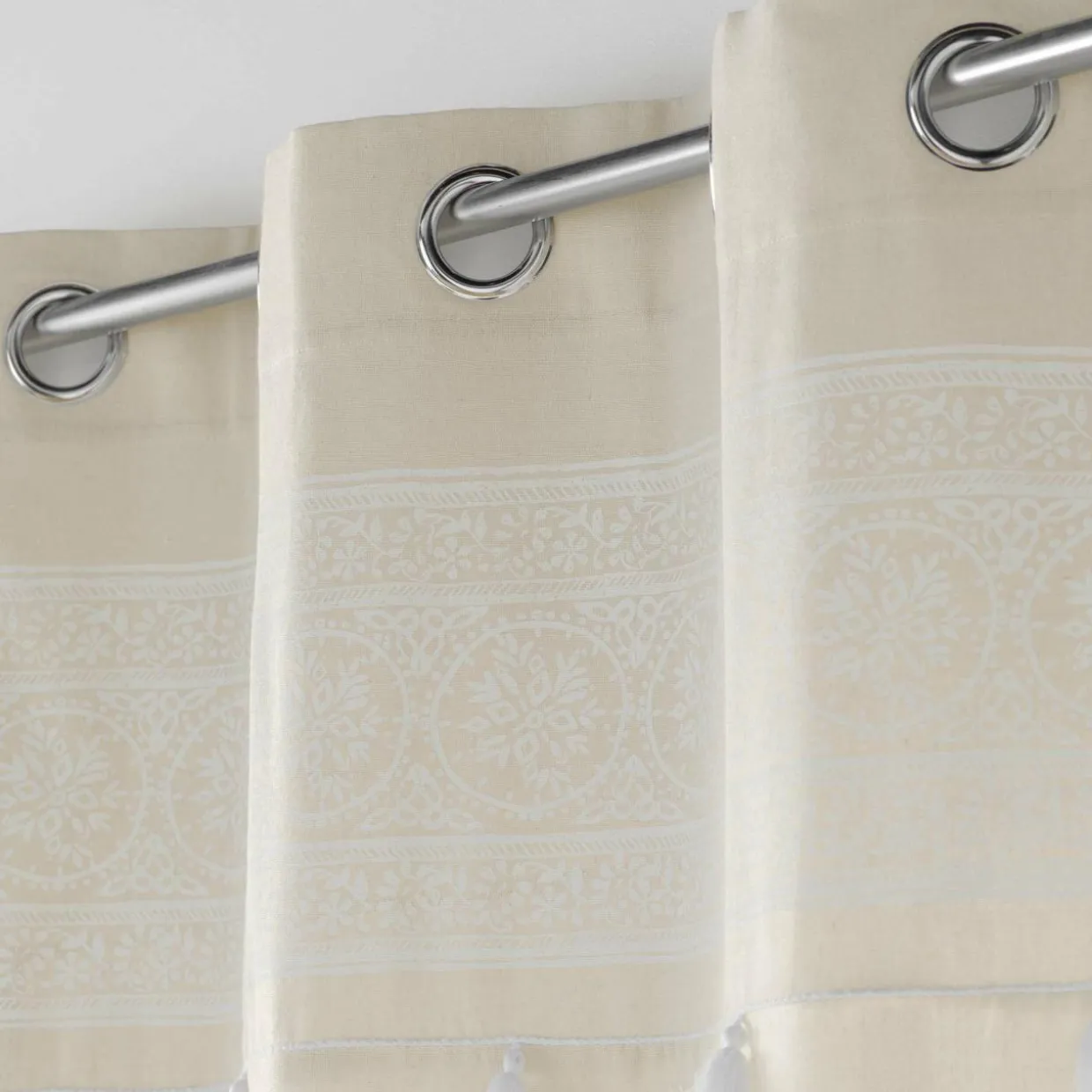 Rideau oeillets pompons (140 x 240 cm) Isalina Blanc