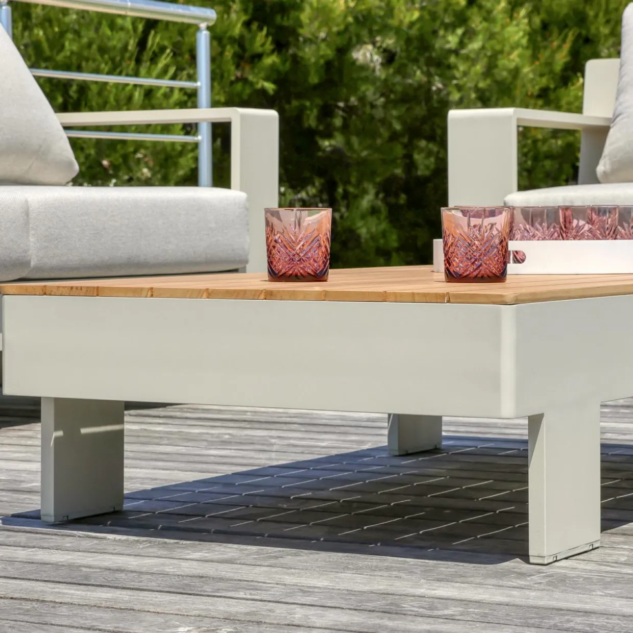 Salon de jardin aluminium et bois teck 5 places Antibes Crème