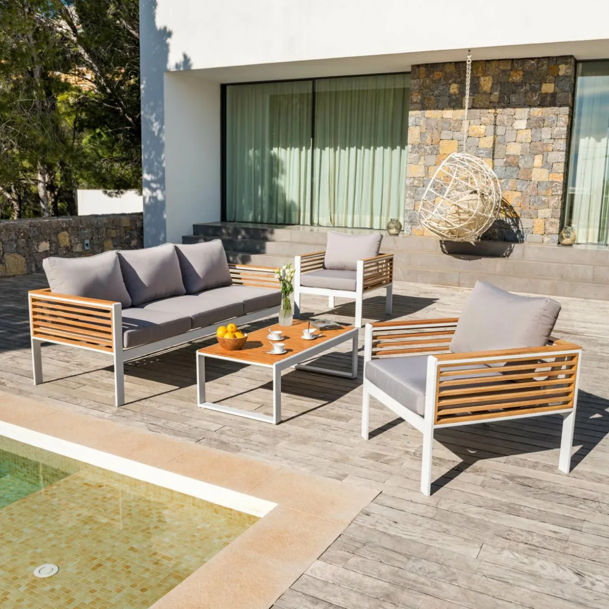 Salon de jardin aluminium et bois teck 5 places Bali Blanc et gris clair