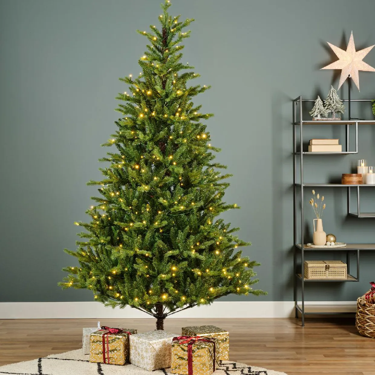 Sapin de Noël artificiel lumineux (220 LED) H150 cm Allix Vert sapin