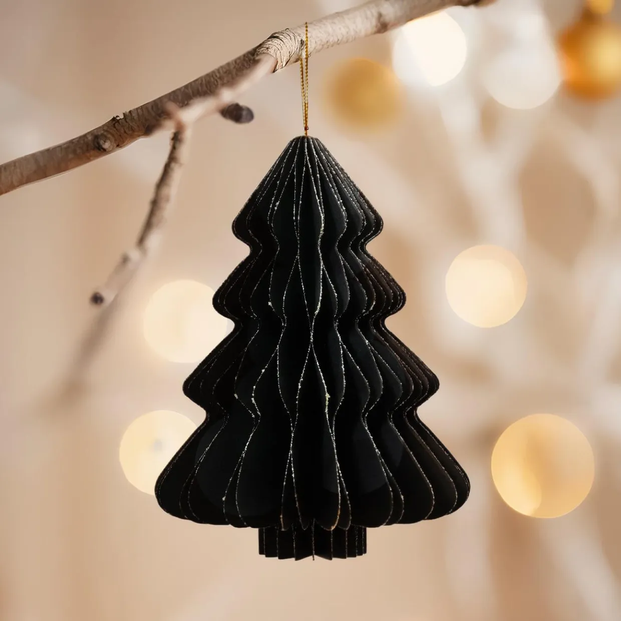 Sapin en papier à suspendre (H15 cm) fermeture Magnétique Noir