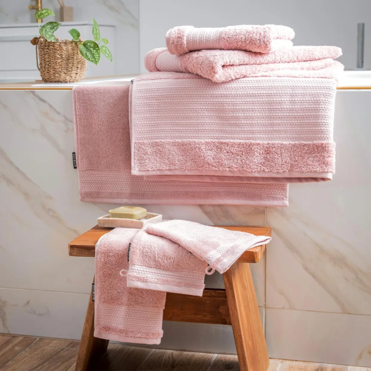 Serviette de bain coton bio (30 x 50 cm) Méline Rose pêche