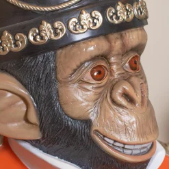 Singe de Noël Géant (H152 cm) Wilhem à votre service