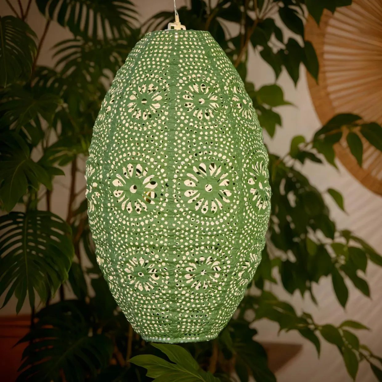 Suspension de jardin solaire (H38 cm) Lanterne ajourée Verte