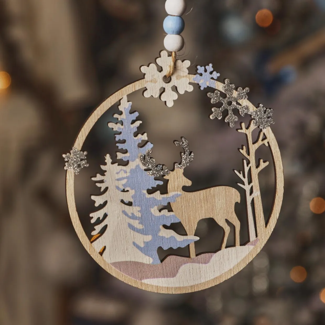 Suspension de Noël en bois (D11 cm) Caribou dans les bois Bleu clair