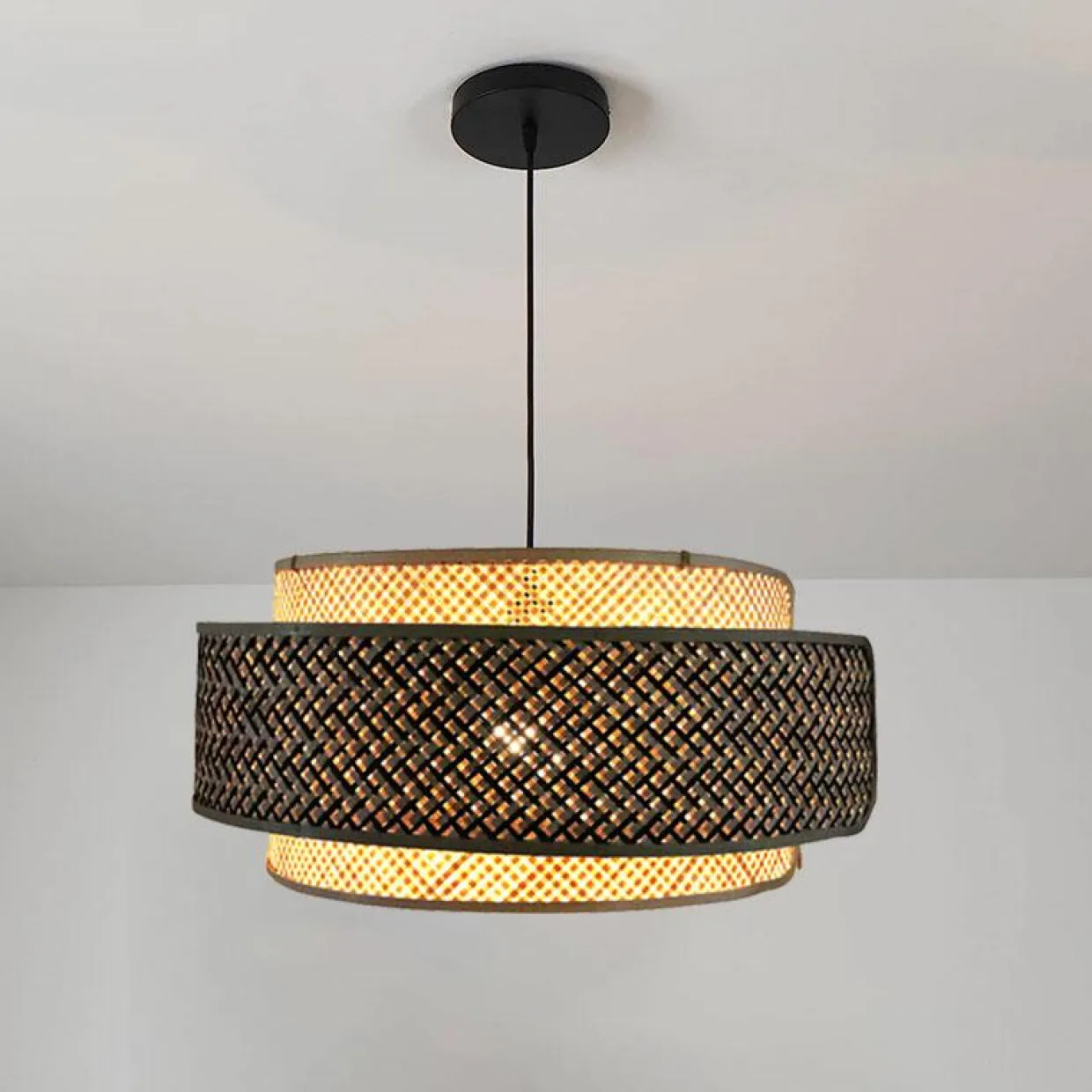 Suspension lumineuse ronde en bambou (D53 cm) Oviedo Noir et naturel