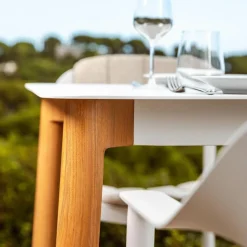Table de jardin carrée en aluminium 2 places (76 x 76 cm) Monte Carlo Blanc
