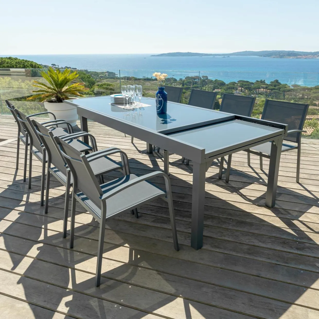 Table de jardin extensible en verre 12 places (200/320 x 100 cm) Murano Gris anthracite