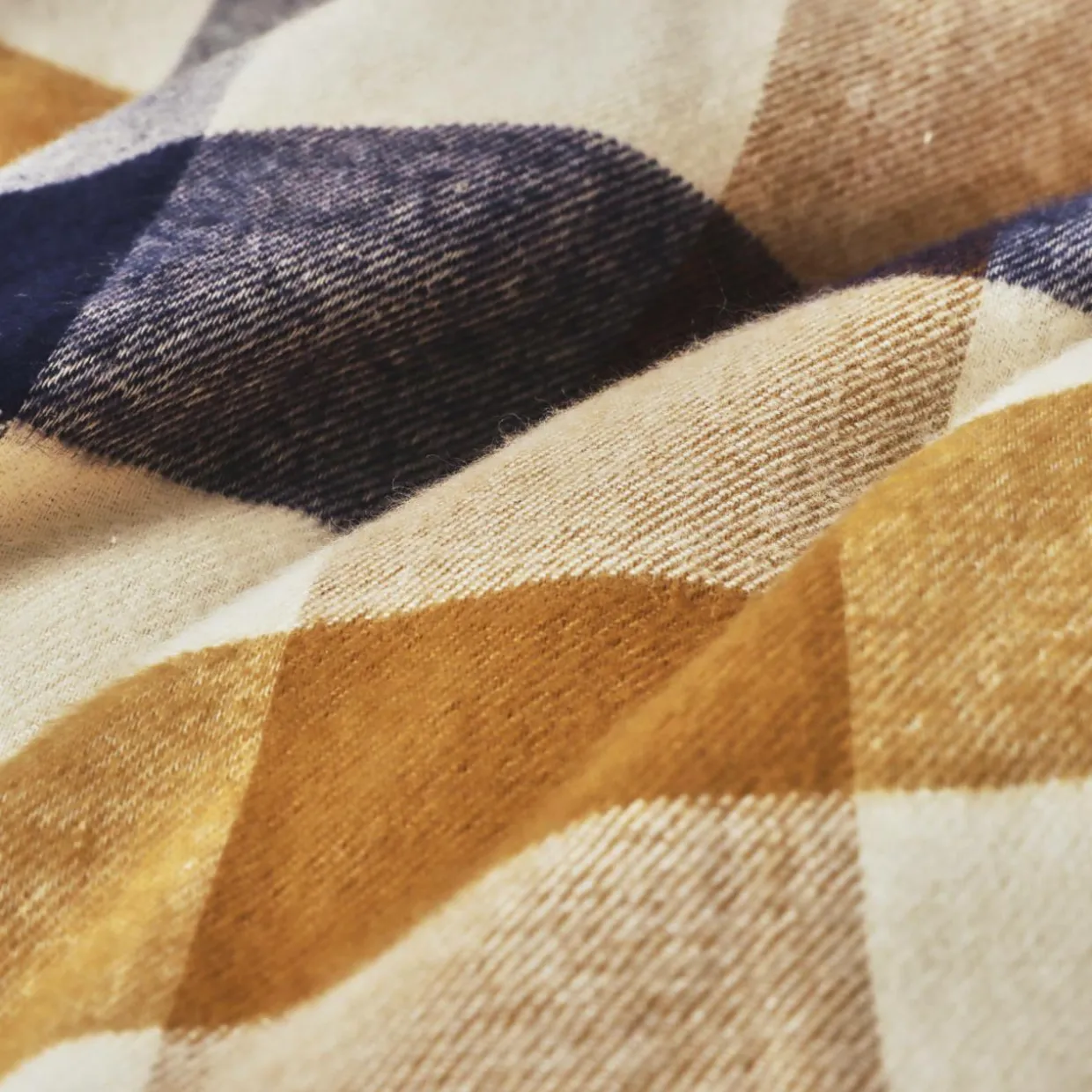 Taie d'oreiller carrée flanelle de coton (63 x 63 cm) Nina carreaux Multicolore