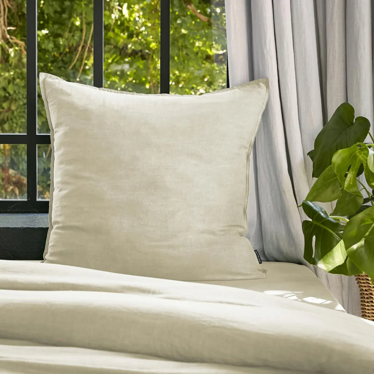 Taie d'oreiller carrée lyocell Tencel™ lavé (63 x 63 cm) Olivia Beige pampa