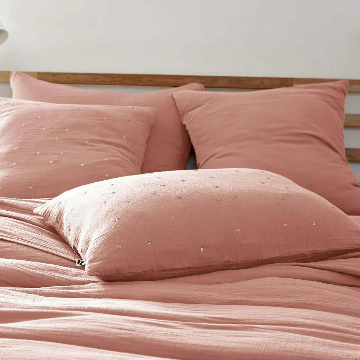 Taie d'oreiller rectangulaire gaze de coton (50 x 70 cm) Gaïa Chic Rose pêche