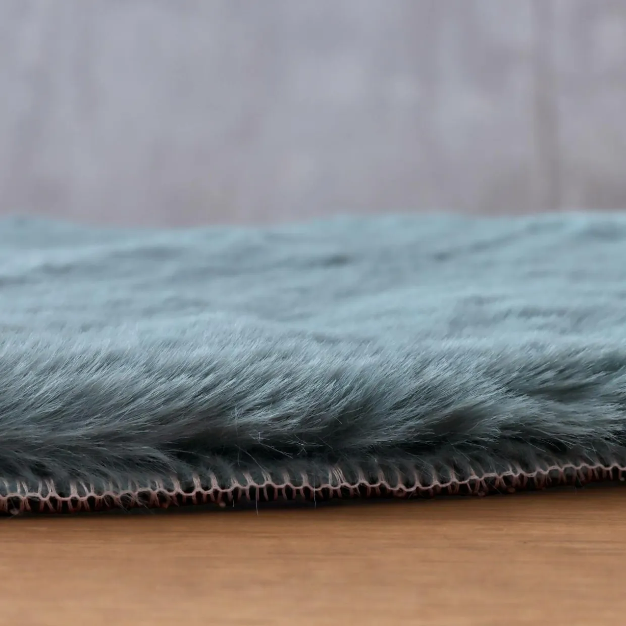 Tapis rectangulaire fausse fourrure (140 x 200 cm) Finn Bleu