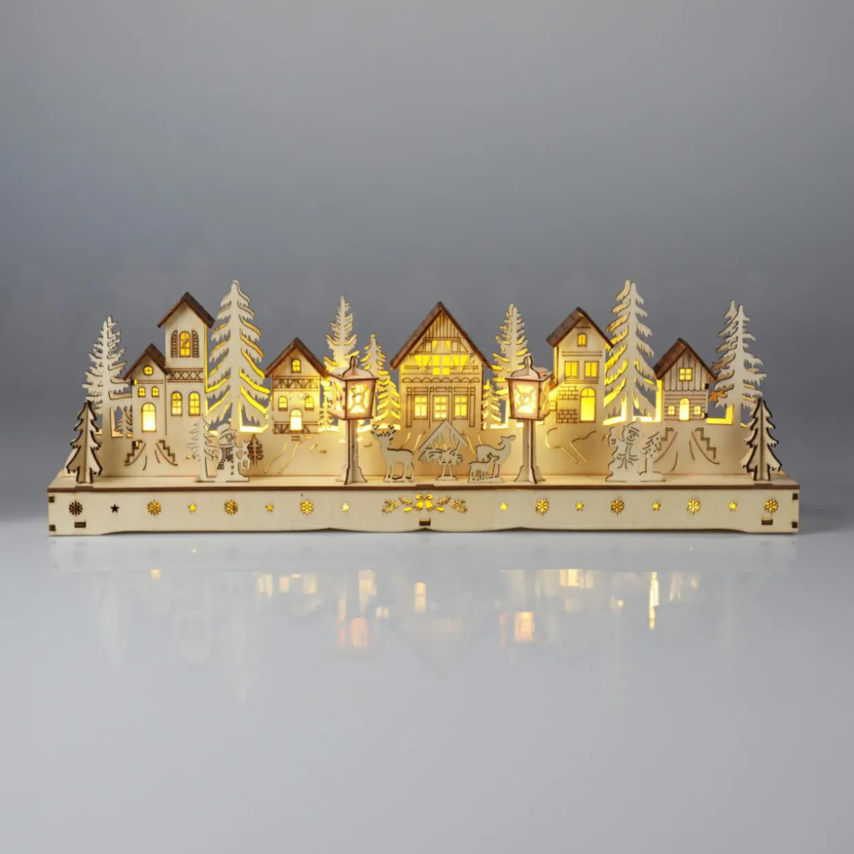 Village de Noël en bois lumineux à piles (45 x H15 cm) Square enchanté Naturel
