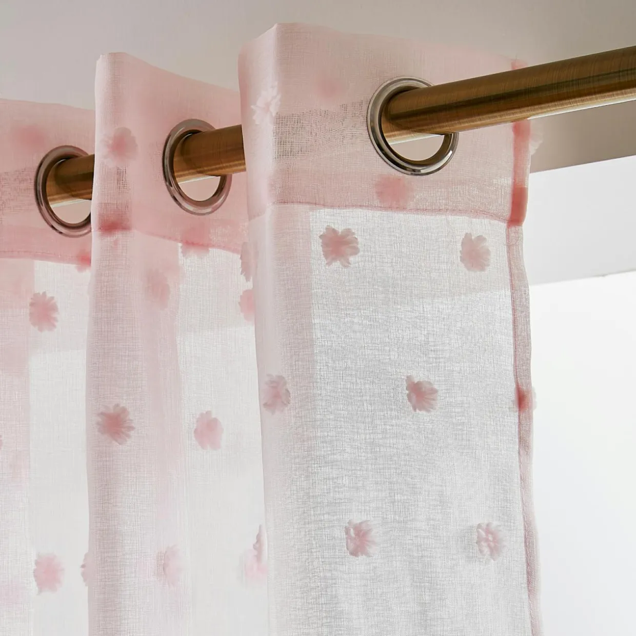 Voilage oeillets pompons (140 x 240 cm) Emie Rose